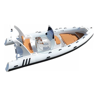 Nouveau design, bateau à rames gonflable en fibre de verre de 6,8 m (22 pieds) avec coque en V profond et grand pont solaire en Hypalon