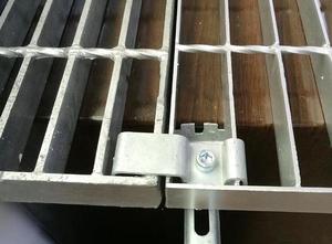 Fixation de grille en acier galvanisé avec clips d'installation Colliers de fixation pour panneaux Pièces de rechange pour l'extérieur - Product Image 4