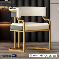 Chaise de salle à manger de luxe légère MYUZ 2026 avec accoudoirs plaqués or pour réception, salon de thé, salon de manucure, salle de mahjong