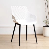 Chaise de visiteur moderne en gros, avec cadre en acier et dossier en maille respirante, noire, pour bureau, conférence, invité, empilable, usage commercial