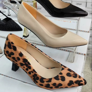 Zapatos de Tacón Fino Clásicos para Mujer con Hebilla Lateral y Punta en Pico, 7 CM, Tallas 36-40, Hechos en Turquía - Product Image 1