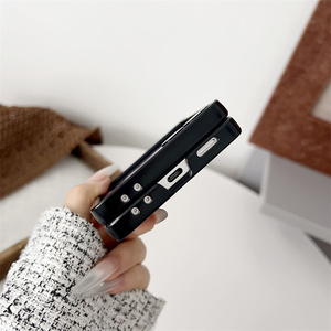 Nuovi Arrivi: Cover per Telefono con Motivo Etnico Musulmano per Samsung Z Flip 7Fe 3 4 5 6 con Supporto ad Anello Rotante e Protezione Antiurto - Product Image 5