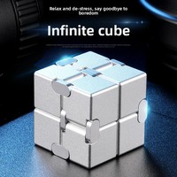 Cube infini argenté métallisé mat, 8 cubes articulés, jouet anti-stress pliable multidirectionnel pour les doigts, personnalisable