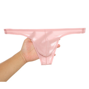 Slip <span class=keywords><strong>string</strong></span> sans couture pour <span class=keywords><strong>homme</strong></span>, style <span class=keywords><strong>japonais</strong></span>, semi-transparent, respirant, taille basse, avec découpe U-convexe et fesses apparentes - Product Image 4