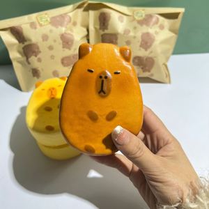 ของเล่นบีบยืดหยุ่นรูปเค้กคาปิบาร่าน่ารัก สไตล์อินสตาแกรม กำลังฮิต บรรเทาความเครียด สำหรับเด็กและผู้ใหญ่ ช่วยเพิ่มอารมณ์ - Product Image 2