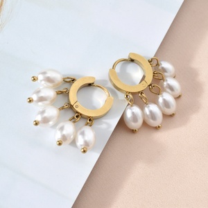 Pendientes de Aro de Acero Inoxidable Chapados en Oro de 18K con Imitación de Perla, Estilo Vintage de Verano, en Oferta - Product Image 6