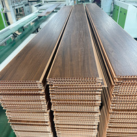 Placas de Techo de PVC Duraderas de 250 mm x 8 mm, Antimoho, Resistentes a la Humedad, para Proyectos Comerciales, Precio al por Mayor, Proveedor Profesional