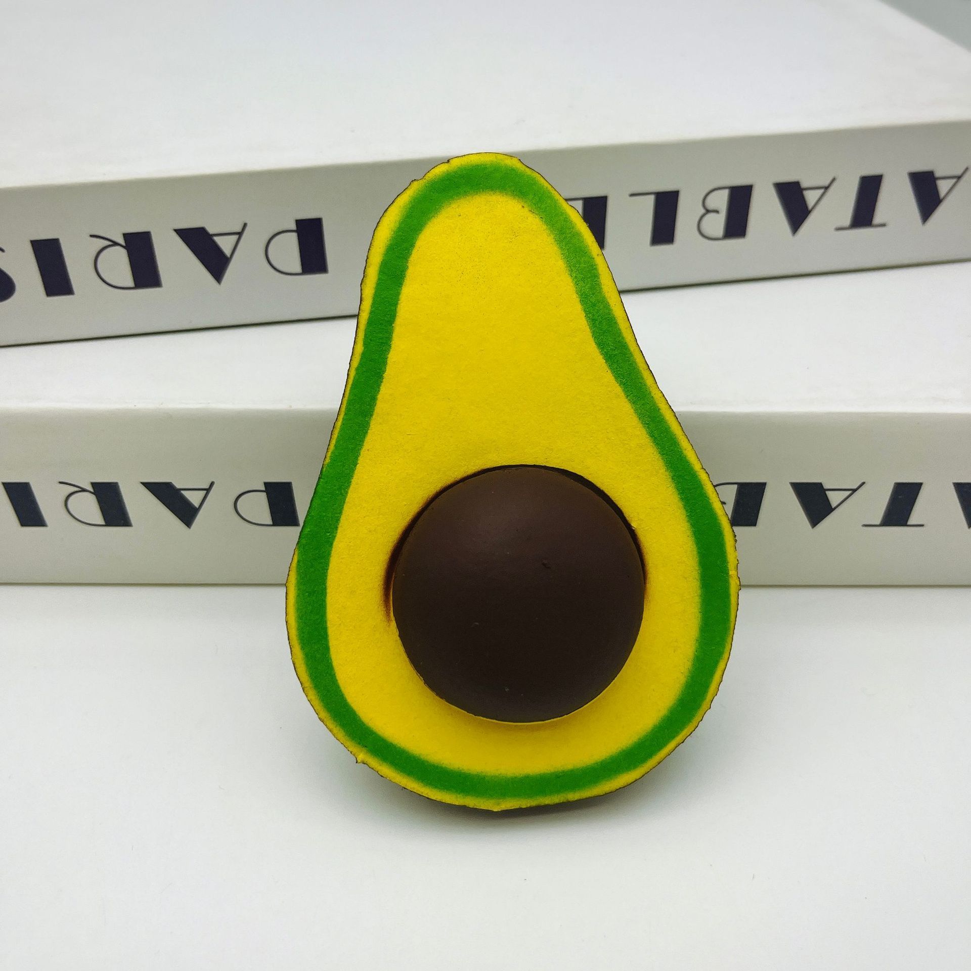 avocat 10cm