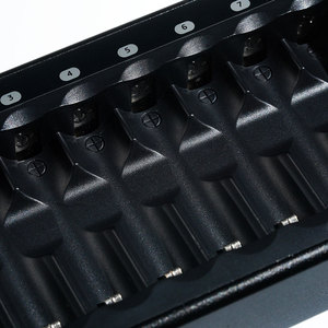 Chargeur rapide équilibré multicanal ISDT N8 18W 1.5A 8 emplacements LCD pour piles AA/AAA LiIon LiHv Life NiMh Nicd Nizn Pièces RC - Product Image 3