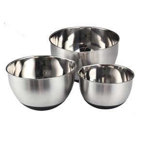 3 Pcs Polished Bowls with Silicone Non-Slip Base, Dishwasher Safe Stainless Steel Mixing Bowl Set - Product Image 6