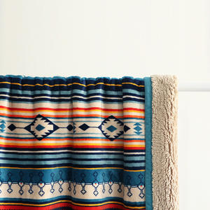 Manta de franela cálida con diseño personalizado, manta bohemia de felpa suave - Product Image 3