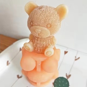 Adorable Molde de Silicona para Cubitos de Hielo y Helados con Forma de Oso, Libre de BPA, Ecológico, Reutilizable, Fácil de Desmoldar - Product Image 1
