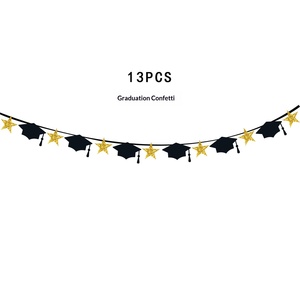Guirnalda de Decoración <span class=keywords><strong>para</strong></span> Fiesta de Graduación 2026, Banner de Felicitación <span class=keywords><strong>para</strong></span> Graduados de la Clase 2026, Impresión en Negro/Dorado, Incluye Birrete de Graduación y Estrella - Product Image 4
