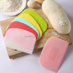 Raspador de Masa para Repostería, Cortador de Masa de Plástico Seguro, Raspador de Plástico Flexible, Raspador de Banco Práctico, Raspador Multiusos para Alimentos - Product Image 3