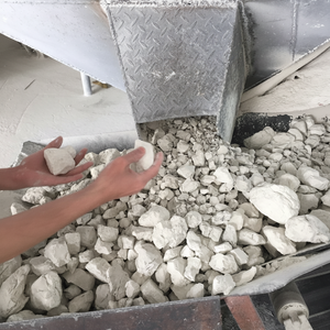 Chaux vive à bas prix, chaux brûlée en morceaux, CaO 90% min - Haute qualité d'exportation - Chaux vive d'origine vietnamienne - Product Image 1