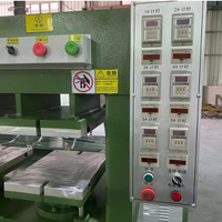 Machine de moulage de semelles EVA automatique numérique à haute efficacité avec moteur, vente directe d'usine FS, pour la fabrication de chaussures par pressage à froid