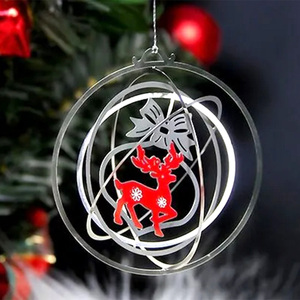 Décorations de Noël rotatives personnalisées Cadeaux de décoration promotionnels Cadeaux de décoration Ornements d'arbre de Noël suspendus en 3D en alliage métallique - Product Image 1