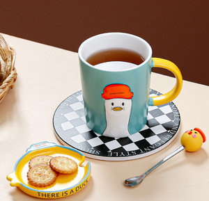 Cadeaux originaux : c'est une tasse en forme de canard, tasse à café en céramique mignonne avec couvercle et cuillère - Product Image 3
