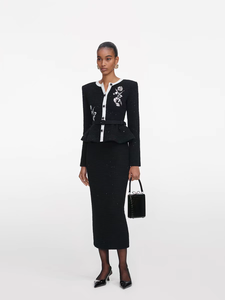 A11264 Completo da Donna in <span class=keywords><strong>Tweed</strong></span> Nero: Giacca Peplum con Ricami Bianchi e Gonna Midi - Elegante Outfit Formale per Ufficio/Cocktail - Product Image 1