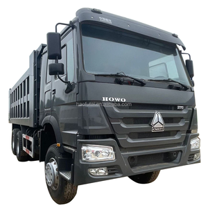 Camion benne basculante d'occasion Sinotruk HOWO 6x4, conduite à gauche, 371HP WP10, 18-25CBM, Euro 2 Euro 3, pour le marché africain - Product Image 1