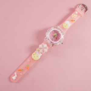 カスタムロゴOEM漫画クォーツウォッチ白ウサギパターンアクリルダイヤルPVCバンド耐水性10mオートデート湖南製 - Product Image 5