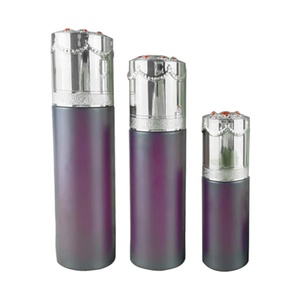 Set de Cuidado de la Piel de Lujo para Mujer, Botella de Crema Facial de Vidrio Cuadrada con Recubrimiento UV, Pulverizador de Tónico Electrochapado, Venta al Por Mayor - Product Image 1