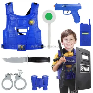 सभी में एक बच्चे की पुलिस भूमिका खिलौना किट 6 टुकड़े
