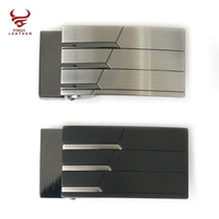 Vente en gros sur mesure Boucles de ceinture en métal pour hommes Boucle de ceinture en plaque pour homme d'affaires matériel pour ceinture en cuir
