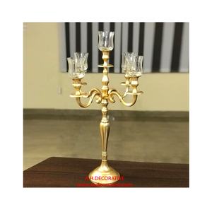 Décoration de table en aluminium Candélabres faits à la main avec votives en verre Nouveau design Candélabres de luxe pour centre de table de mariage - Product Image 1
