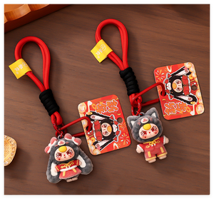 Porte-clés en peluche 3D One Piece Nouvel An pour bébé, avec trois lanières, personnages d'anime, vente en gros pour motos, voitures et porte-clés - Product Image 6