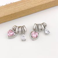 Pendentif Breloque Plaqué Or en Laiton et Micro-Sertissage de Zircons pour Fabrication de Colliers et Bracelets DIY - Grande Vente