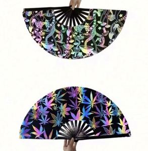 พัดไม้ไผ่สีดำขนาด 13 นิ้ว ผ้าสะท้อนแสง 33 ซม. งานฝีมือแกะสลักธรรมชาติ พับได้ ของขวัญธุรกิจยุโรป ของที่ระลึกส่งเสริมการขาย - Product Image 5