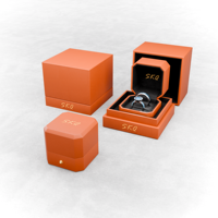 Boîte extérieure en carton d'emballage cadeau de la Saint-Valentin Boîte en cuir à lumière LED Boîte de mariage en plastique pour coupleurs de luxe