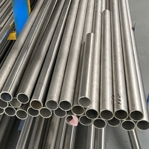 Nhà Máy Giá <span class=keywords><strong>ASTM</strong></span> B338 <span class=keywords><strong>GR1</strong></span> gr2 GR5 liền mạch Ống Titan Ống tùy chỉnh trong kho - Product Image 5