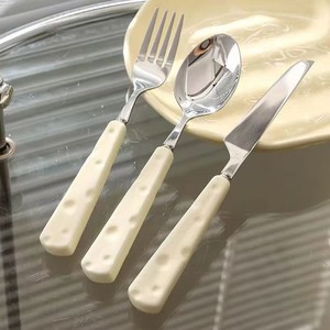 Juego de cuchillo, tenedor y cuchara para queso, cubiertos portátiles para niños y estudiantes, utensilios para carne al estilo occidental, rectangulares de color sólido - Product Image 4