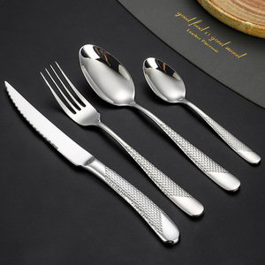 ชุดช้อนส้อมมีดสแตนเลส 304 ชุบเพชร 4 ชิ้น สำหรับใช้ในบ้านและโรงแรม - Product Image 3