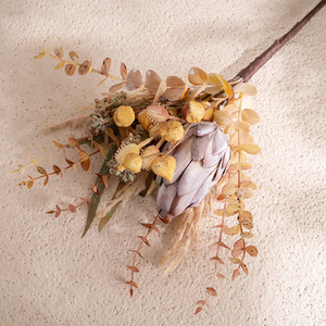 2025 nouveau faux <span class=keywords><strong>eucalyptus</strong></span> bouquet <span class=keywords><strong>fleur</strong></span> artificielle tige soie Protea Cynaroide <span class=keywords><strong>fleur</strong></span> pour la <span class=keywords><strong>d</strong></span>écoration <span class=keywords><strong>d</strong></span>'hôtel de bureau à domicile - Product Image 4