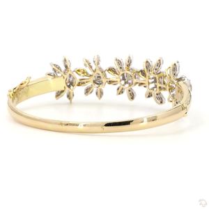 Pulsera Clásica de Oro con Diamantes para Mujer, Elegante, Brillante, Ligera, Cómoda, Joyería Fina de Moda para Fiestas y Uso Diario - Product Image 1