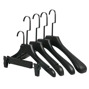 Quality Hangers Clothes Hangers 20 Pack - Non-Velvet Plastic Hangers for  Clothes - Heavy Duty Coat Hanger Set - Space-Saving Closet Hangers with  Black Swivel Hooks - Functional Non-Flocked Hangers 