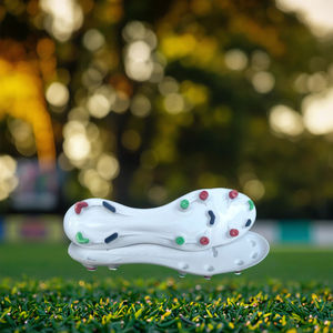 Tpu משקל משקל משקל סוליות עמידות גבוהה מים עמיד נגד החלקה בהתאמה אישית דרום אמריקה דרום מזרח אסיה כדורגל - Product Image 4