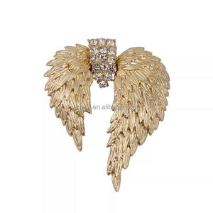 Винтажное золотое кольцо с перьями и открытым дизайном для женщин, элитное банкетное кольцо с высококачественными стразами - Product Image 5