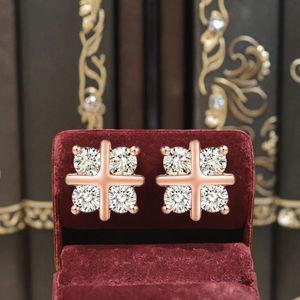 Paximaジュエリー絶妙なミニマリストのクロススクエアスパークリングラボ成長したダイヤモンド18Kゴールドレディースファッションスタッドイヤリング - Product Image 4