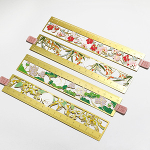ป้ายชื่อทองแดงแบบกำหนดเองของ ILO พร้อมตราประทับ ทำที่เซินเจิ้น - Product Image 1