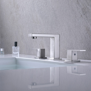Aqua cubic Two Handle Weit verbreiteter 3-Loch-Badhahn mit CUPC-Wasser leitungen und Pop-up-Abfluss - Product Image 2