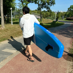 Planche de SUP gonflable EVASION E9 Rouge 297*76*13cm Dropstitch+PVC+EVA 15 PSI Ensemble complet avec pagaie, pompe, sac de transport, aileron et leash pour lacs - Product Image 4