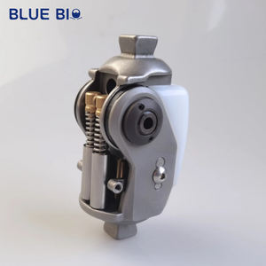 Articulation <span class=keywords><strong>du</strong></span> <span class=keywords><strong>genou</strong></span> prothétique d'un membre artificiel <span class=keywords><strong>au</strong></span>-<span class=keywords><strong>dessus</strong></span> <span class=keywords><strong>du</strong></span> <span class=keywords><strong>genou</strong></span> <span class=keywords><strong>Prothèse</strong></span> de <span class=keywords><strong>jambe</strong></span> Verrouillage manuel Articulation <span class=keywords><strong>du</strong></span> <span class=keywords><strong>genou</strong></span> à axe unique - Product Image 3