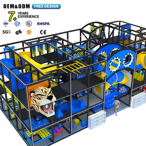 Gran Parque Infantil Interior para Niños con Toboganes Suaves Ondulados y Redes de Escalada para la Diversión en el Centro de Juegos - Product Image 1