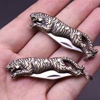Nouveau design de couteau pliant en laiton cool couteaux de poche animaux