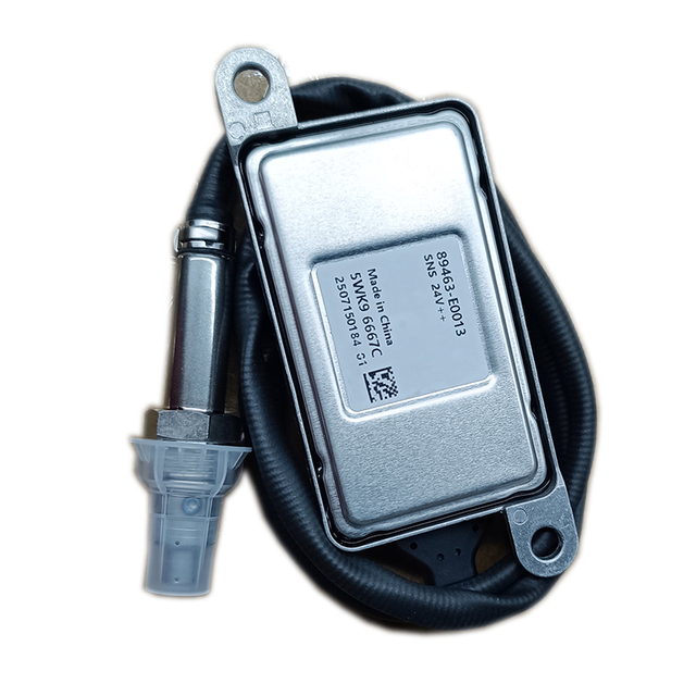 High Quality 5WK96667 Nitrogen Oxide Sensor Nox Sensor Fits for Hino E0010 035155 Isuzu 60540