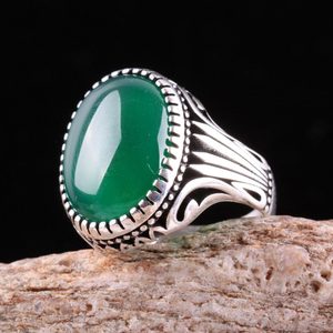 خاتم رجالي فاخر من العقيق والزمرد الأخضر بتصميم مخصص من DAIHE للبيع بالجملة - Product Image 5